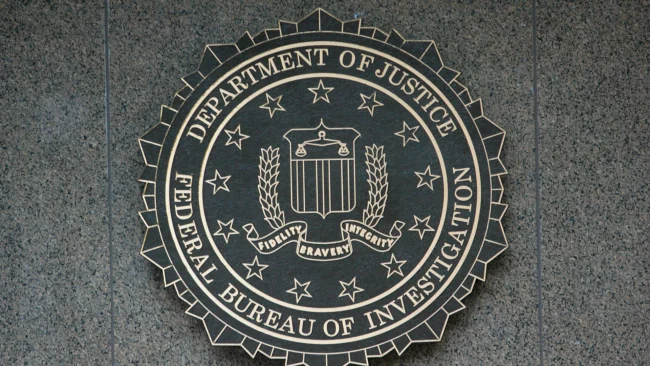 FBI-Bericht enth&uuml;llt: Betr&uuml;ger erbeuteten &uuml;ber 16 Milliarden Dollar im Jahr 2024